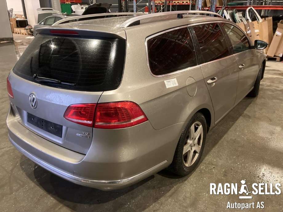 VW Passat 2011-2015 (B7) (B7), Motorkode: CAYC, Girkassekode: MYP