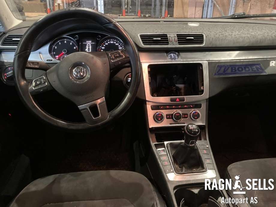 VW Passat 2011-2015 (B7) (B7), Motorkode: CAXA, Girkassekode: NBX
