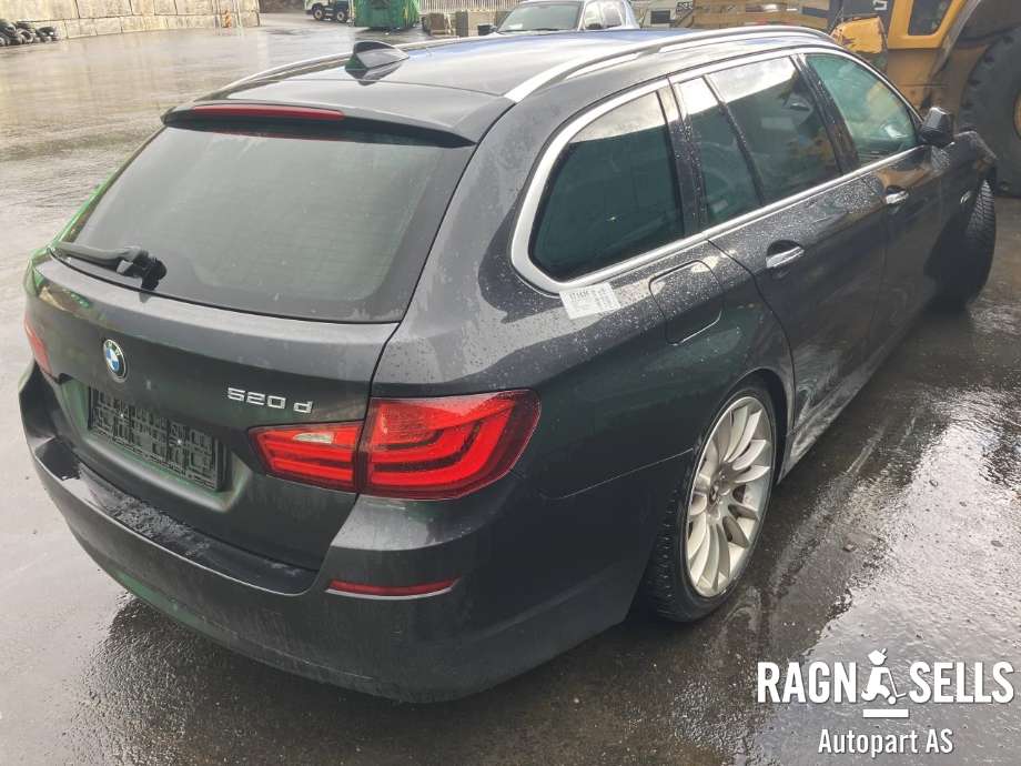 BMW 5-Serie 2010-2017 (F10/F11) (F10/F11), Motorkode: N47-D20C, Girkassekode: