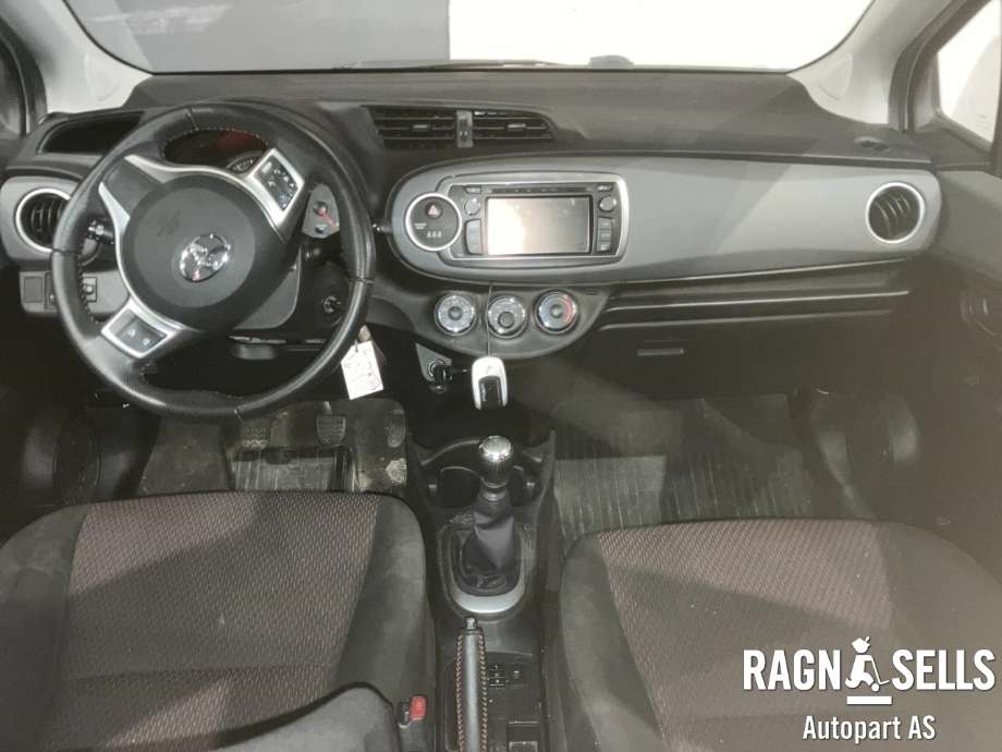 Toyota Yaris 2012-2014 (Type III, Fase 1) , Motorkode: 1NR-FE, Girkassekode: 