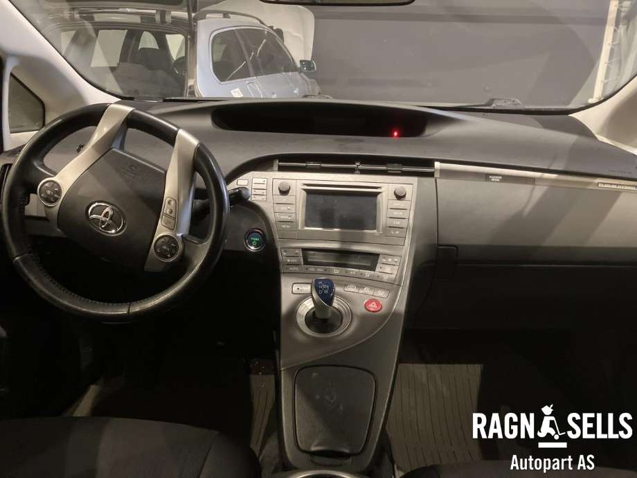 Toyota Prius 2009-2016 (Type III) (COMBI) (COMBI), Motorkode: 2ZR-FXE, Girkassekode: 