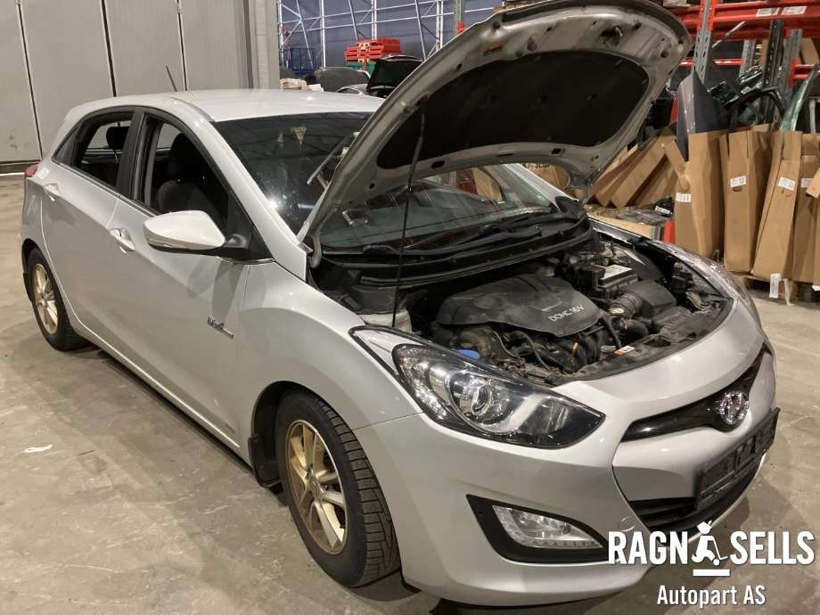 Hyundai i30 2012-2017 (Type II) , Motorkode: G4FG-5I, Girkassekode: 