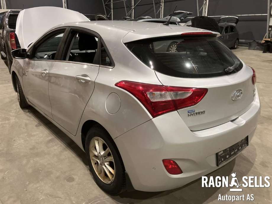 Hyundai i30 2012-2017 (Type II) , Motorkode: G4FG-5I, Girkassekode: 