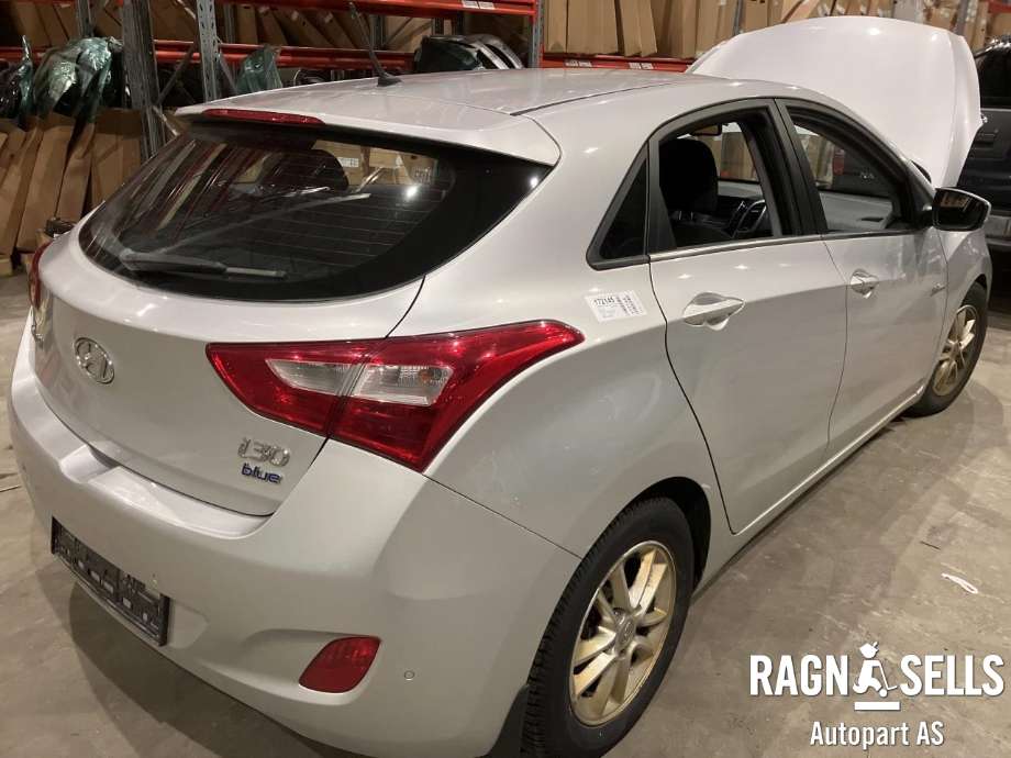 Hyundai i30 2012-2017 (Type II) , Motorkode: G4FG-5I, Girkassekode: 