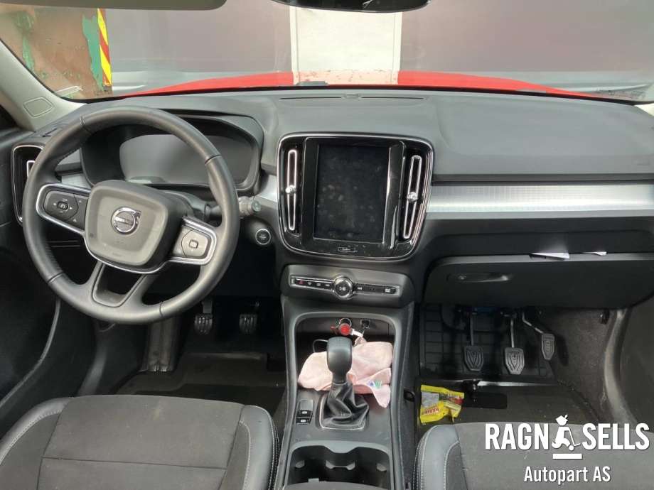 Volvo XC40 2018-2024 , Motorkode: B3154T7, Girkassekode: M76