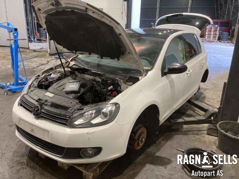 VW Golf VI 2008-2012 , Motorkode: CAYC, Girkassekode: LUB