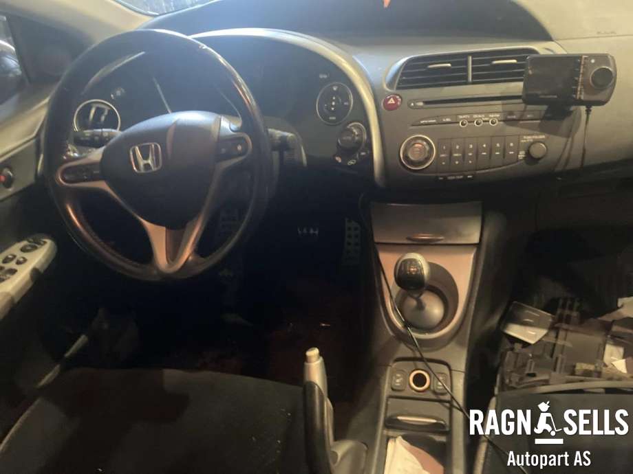Honda Civic 2006-2011 (Type VIII) , Motorkode: L13A7, Girkassekode:
