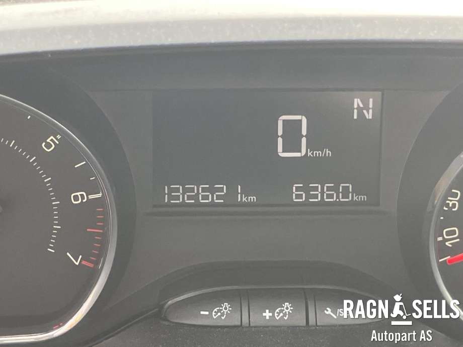 Peugeot 208 2012-2019 (Type I) , Motorkode: HM01, Girkassekode: