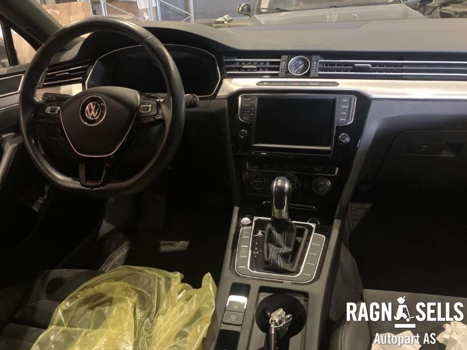 VW Passat 2015-2019 (Fase 1) (B8) (B8), Motorkode: CUK, Girkassekode: 