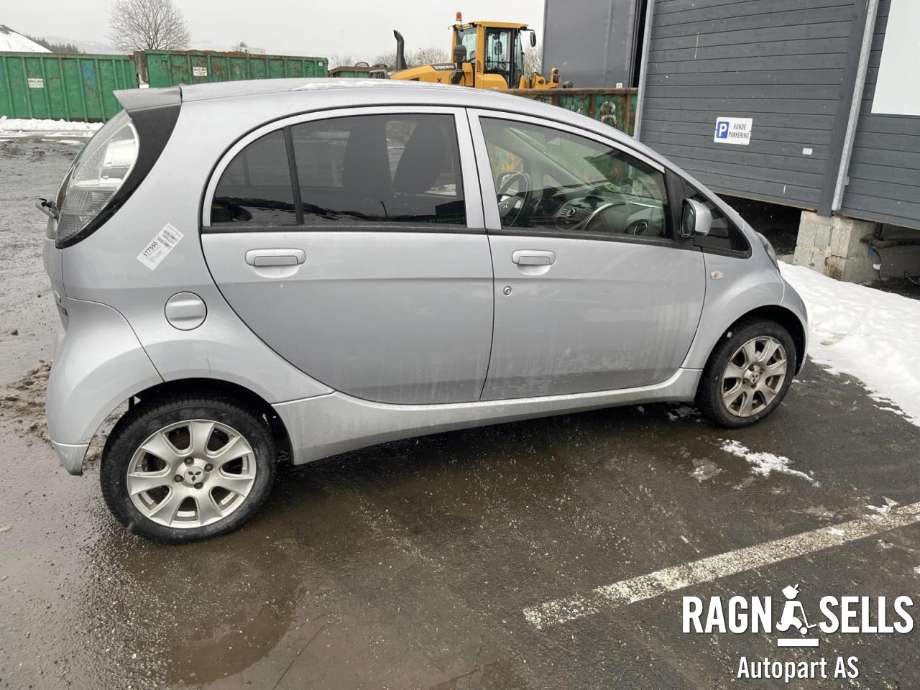 Mitsubishi i-MiEV 2010-->> , Motorkode: Y4F1, Girkassekode: