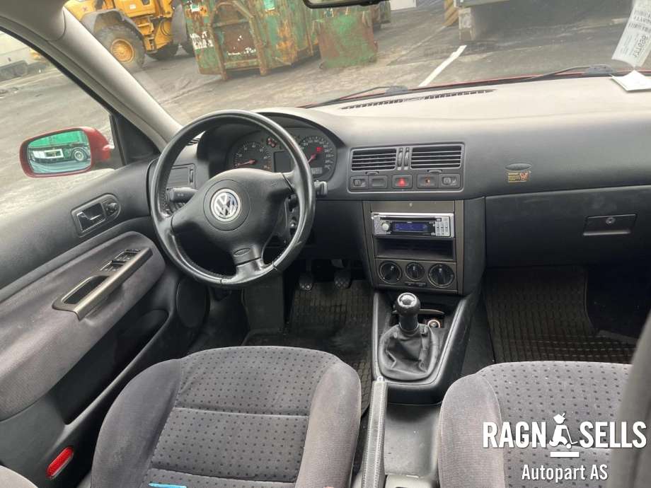 VW Bora 1999-2005 , Motorkode: AKL, Girkassekode: