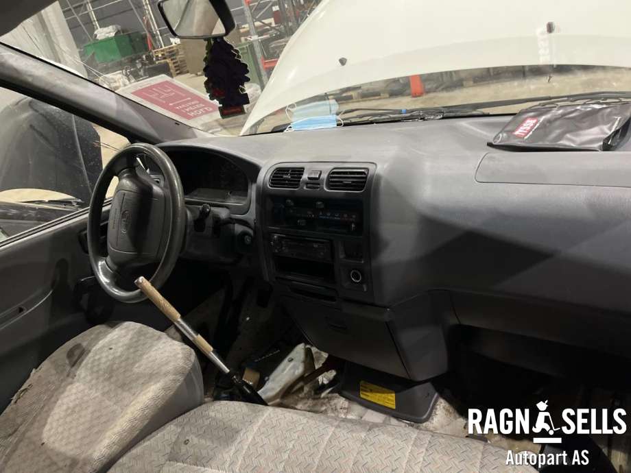 Toyota Hiace 1996-2001 (Fase 1) , Motorkode: 2L-T, Girkassekode: