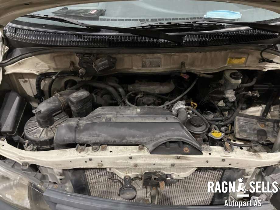 Toyota Hiace 1996-2001 (Fase 1) , Motorkode: 2L-T, Girkassekode:
