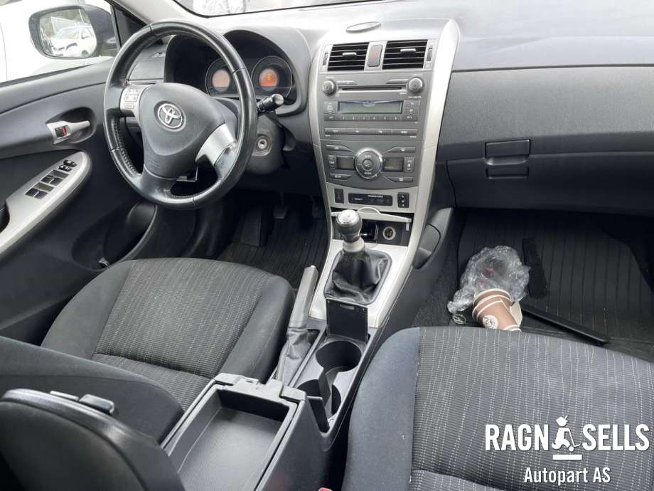 Toyota Corolla 2007-2013 , Motorkode: 1ND-TV, Girkassekode:
