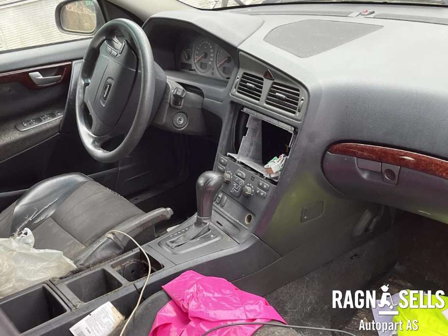 Volvo V70 2000-2004 (Type II, Fase 1) , Motorkode: B5244S2, Girkassekode: 