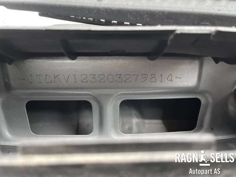 Toyota Yaris 1999-2003 (Type I, Fase 1) , Motorkode: 1SZ-FE, Girkassekode: 