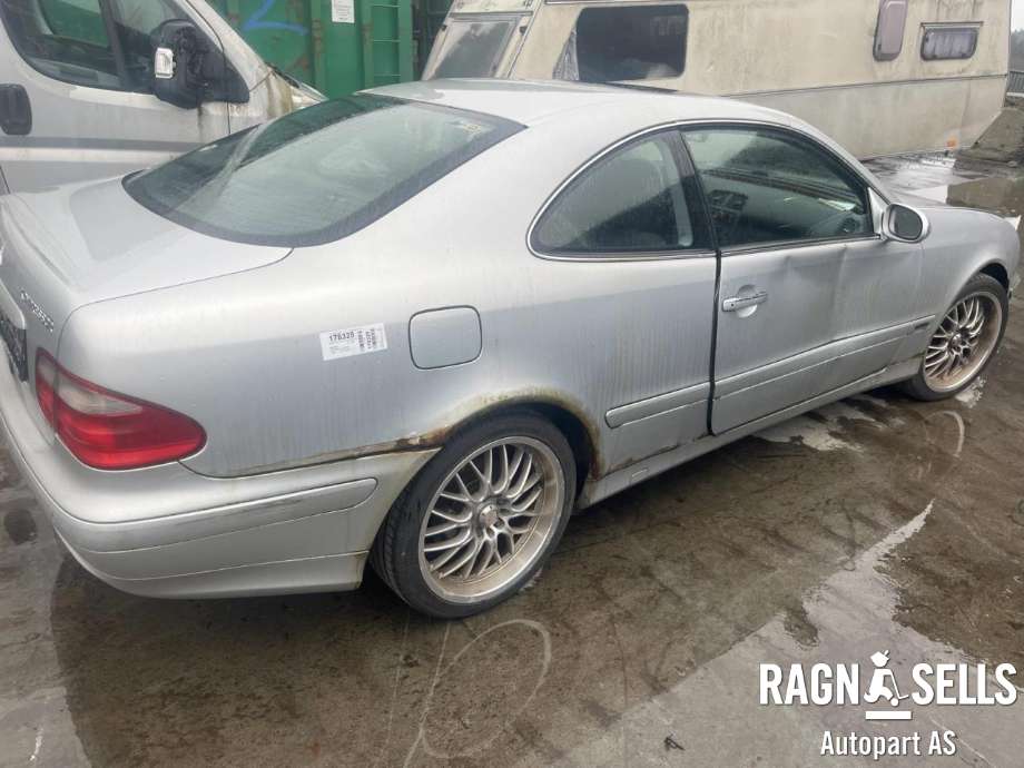 Mercedes CLK 1997-2002 (C208) (C208), Motorkode: 111 956, Girkassekode: 