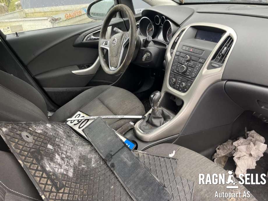 Opel Astra J 2010-2015 , Motorkode: A16XER, Girkassekode: