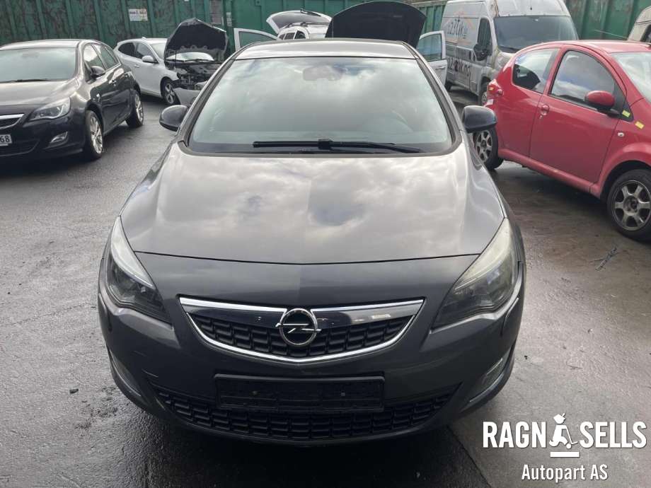 Opel Astra J 2010-2015 , Motorkode: A16XER, Girkassekode: