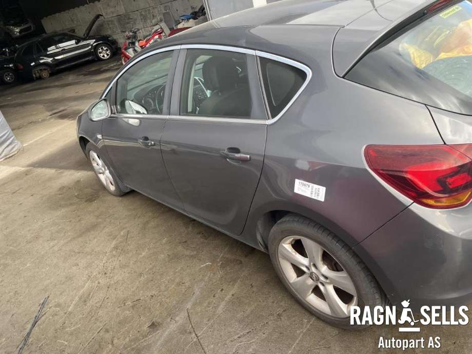 Opel Astra J 2010-2015 , Motorkode: A16XER, Girkassekode: