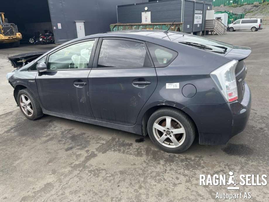 Toyota Prius +7 2012-2020 (Type III) (stasjonsvogn) (stasjonsvogn), Motorkode: , Girkassekode: