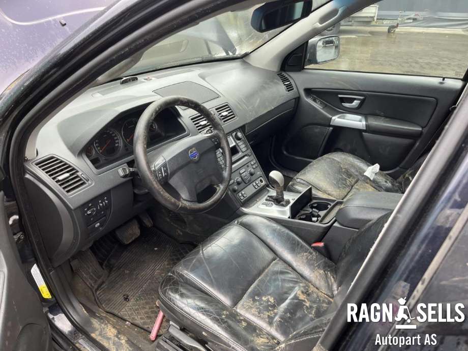 Volvo XC90 2002-2006 (Type I, Fase 1) , Motorkode: , Girkassekode: 