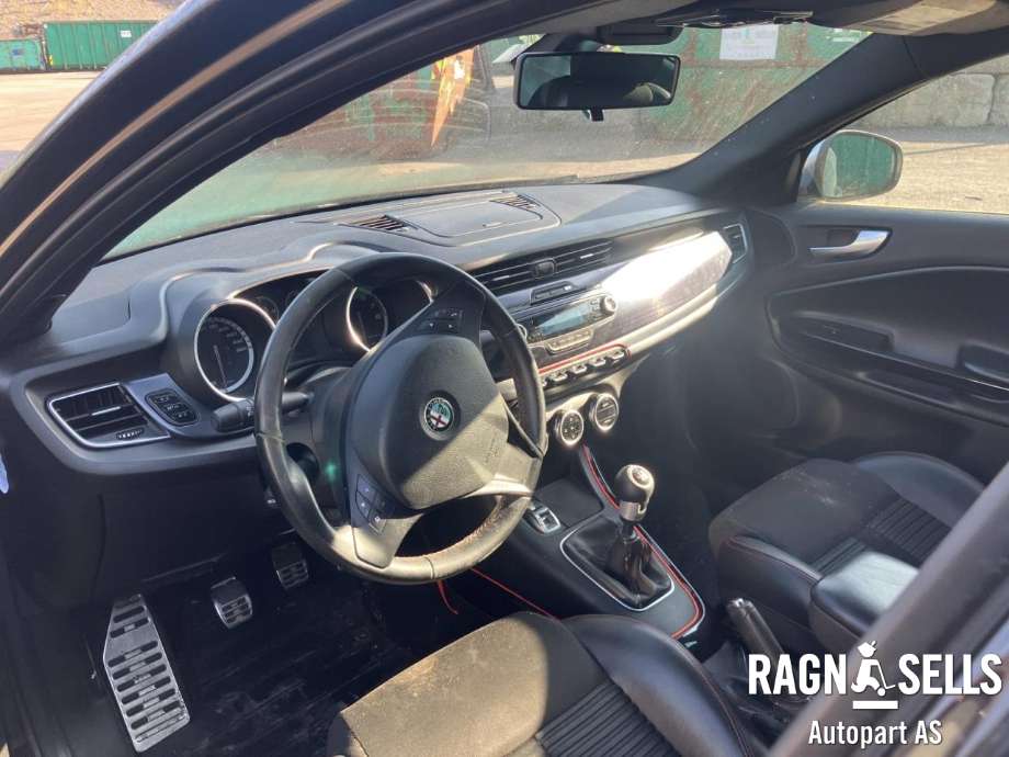 Alfa Romeo Giulietta 2010-2018 , Motorkode: 198A4000, Girkassekode: 