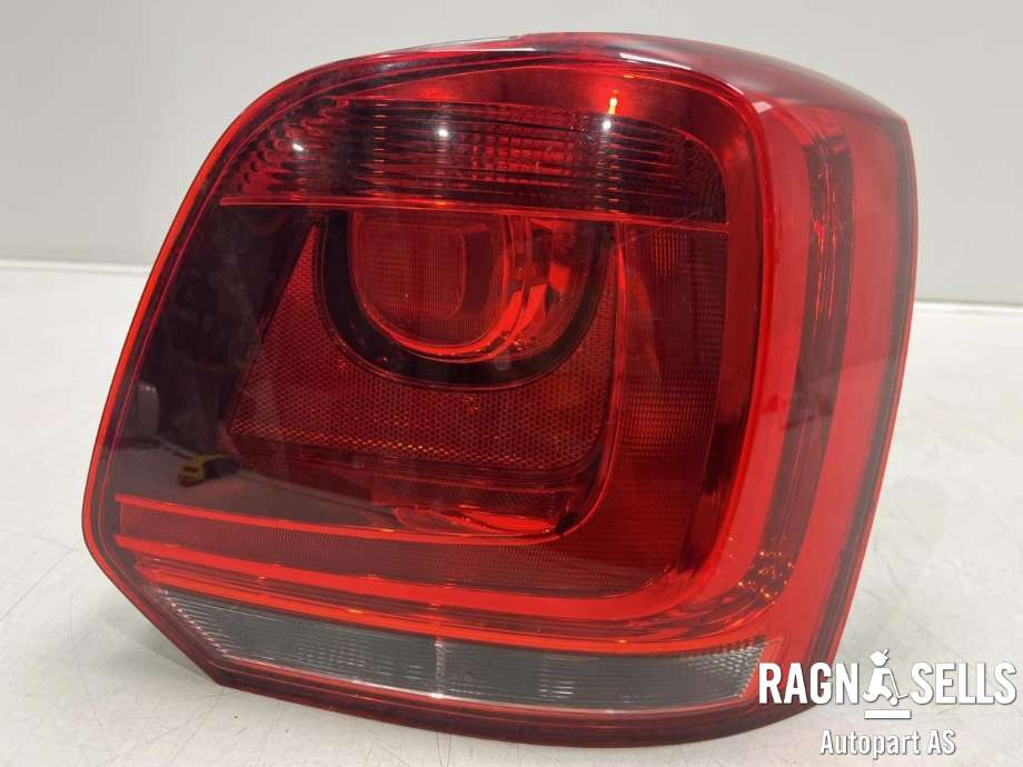 Baklykt høyre til VW Polo 2009-2014 (Type V, Fase 1) (6R0 945 096 AH|6R0945096G|)