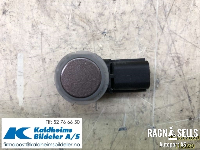 Parkeringssensor foran til Ford C-Max 2015-2019 (Type II, Fase 2)  (F1CT-15K859-AA5FWC|F1CT15K859AAW|1899681)