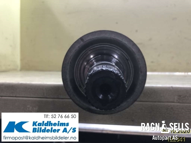 Drivaksel høyre bak, diesel/automat til Mercedes C-Klasse 2014-2018 (Fase 1) (W205) (W205) (A2053503309)