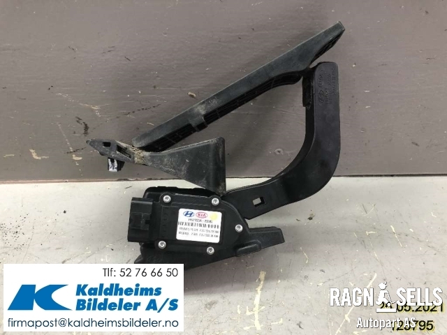 Pedal gass til Hyundai Ix35 2010-2015  (327002S000|32700 2S000)