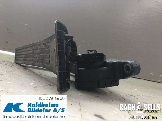 Pedal gass til Hyundai Ix35 2010-2015  (327002S000|32700 2S000)