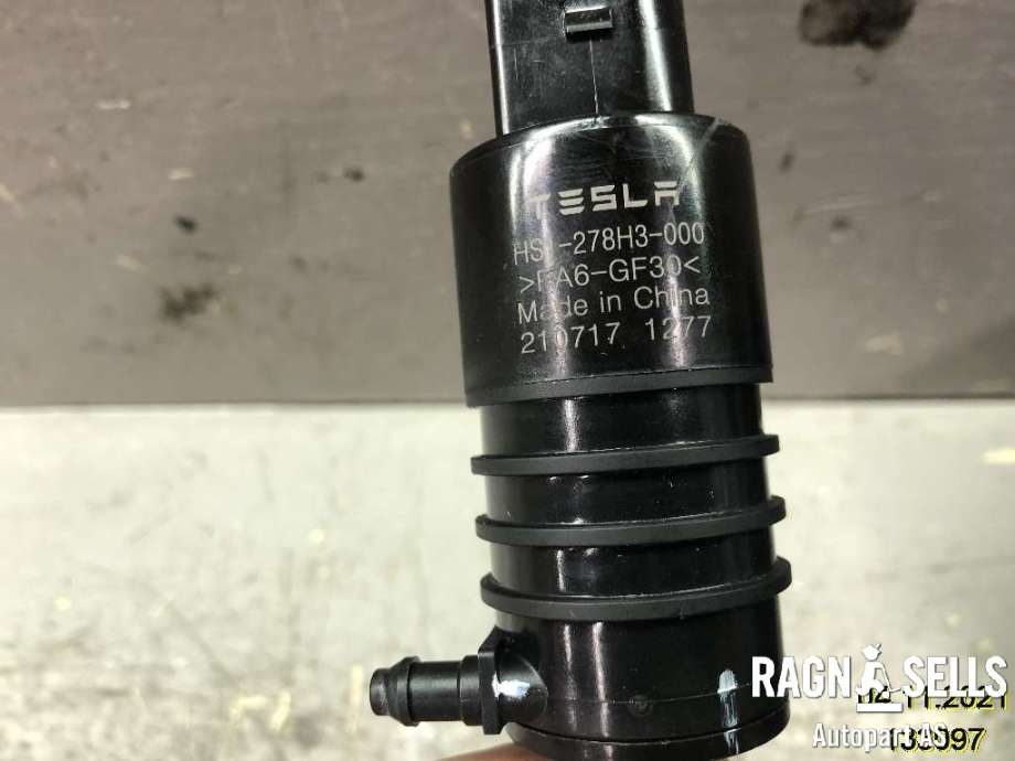 Spylerpumpe foran til Tesla Model 3 2018-2023 (Fase 1)  (2107171277||HS127H3000)