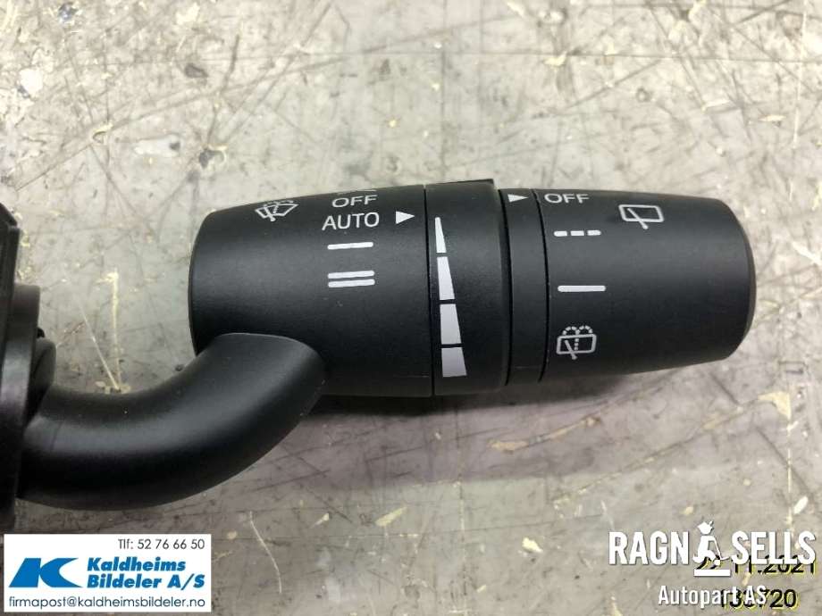 Bryter visker til Mazda CX-3 2015-2022  (DA6B-66-128|)