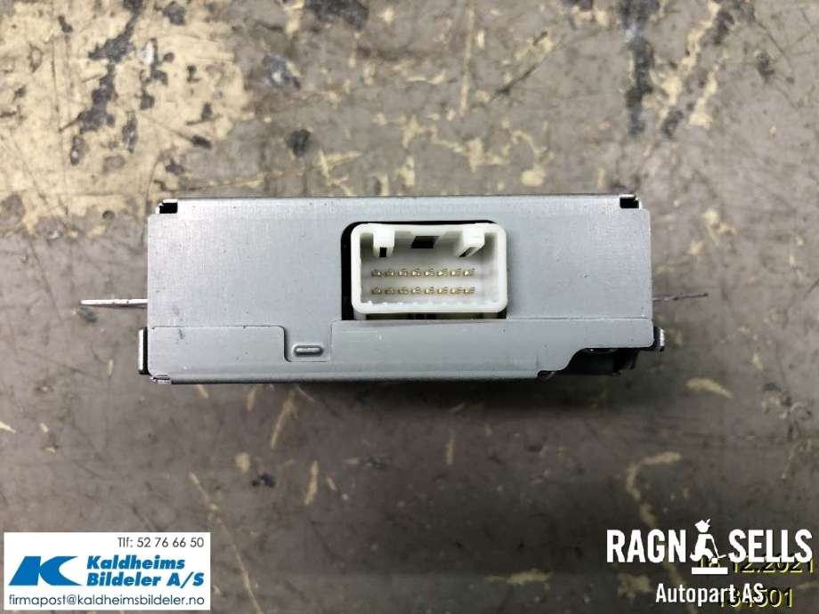 Styreenhet diverse til Mitsubishi Outlander 2012-2015 (Type III, Fase 1)  (8638A140)