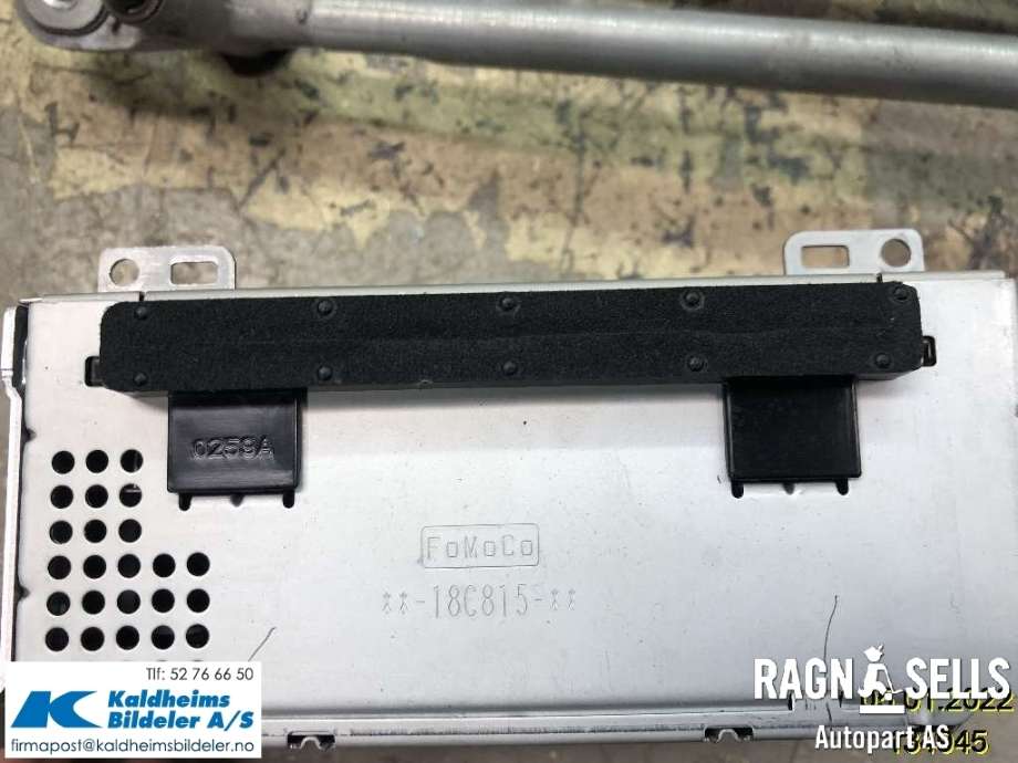 Bilstereo til Ford Transit Courier 2014-2018 (Type I, Fase 1) (F1BT-18C815-HM|F1BT-18C815-HR|)