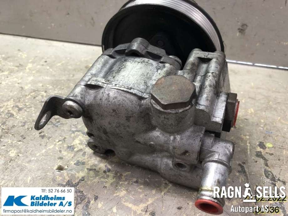 Servo pumpe mekanisk til BMW 5-Serie 2003-2010 (E60/E61) (E60/E61) (32 41 6 780 848|6 780 848|7652974109)