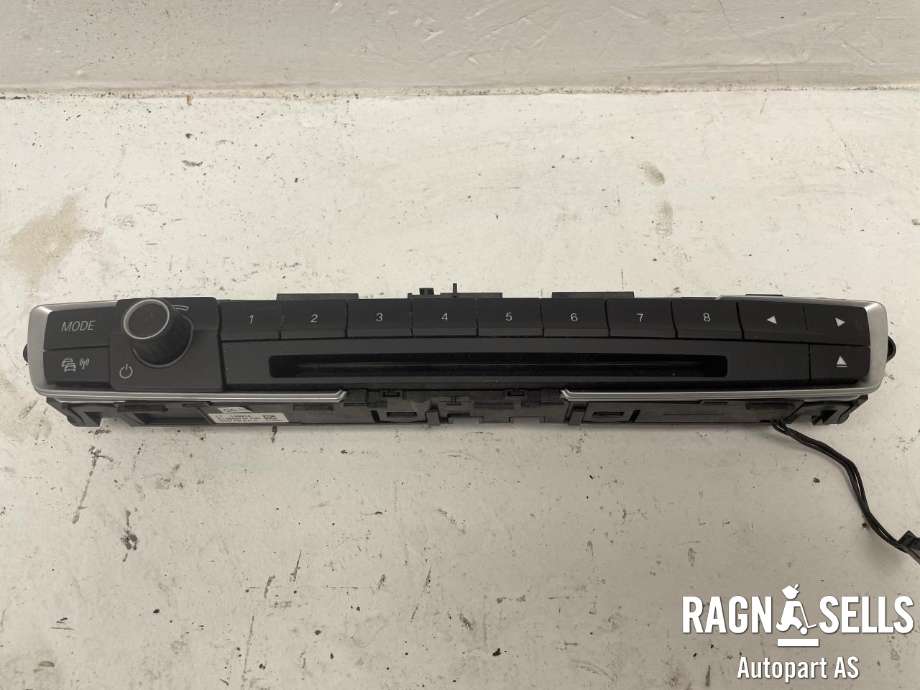 Bilstereo betjeningspanel til BMW 4-Serie, 2013-2020 (F32/F33/F36) (F32/F33/F36) (61 31 6 832 880)
