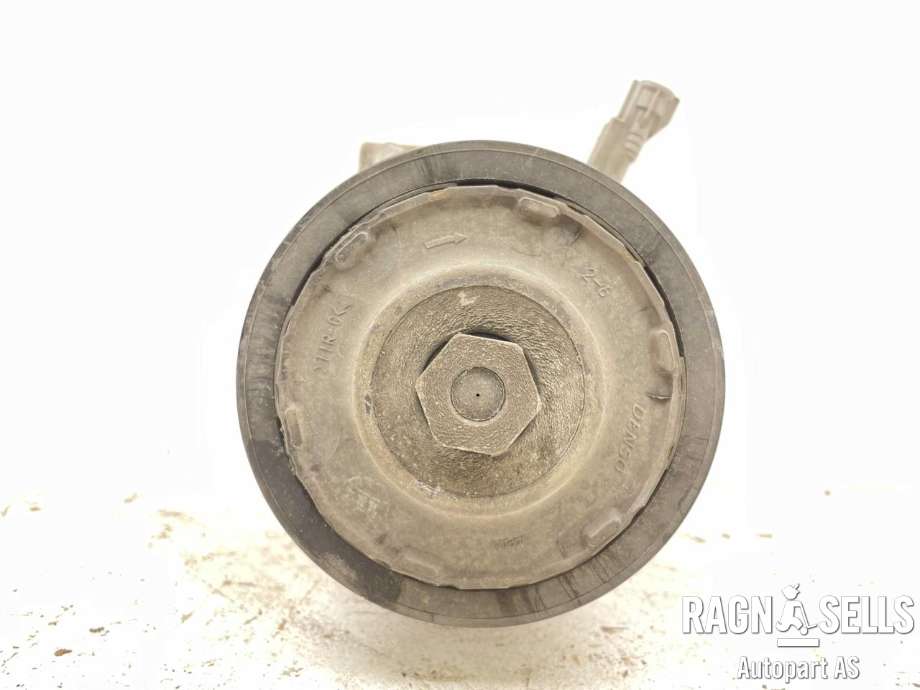 Aircondition kompressor til Toyota Verso-S 2011-2015 (COMBI) (COMBI) (DENSO|447260-4201|8831052710|88310-0D380|88310-52710|)