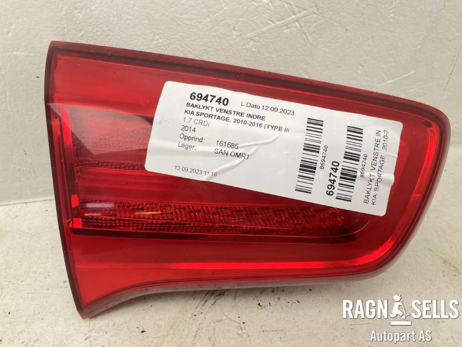 Baklykt venstre indre til Kia Sportage 2010-2016 (Type III)  (924053W610|)