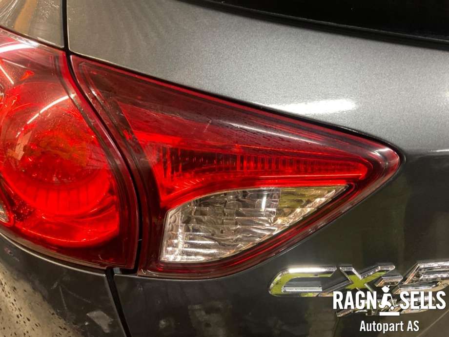 Baklykt venstre indre til Mazda CX-5 2012-2017 (Type I) (KD53-51-3G0C|)