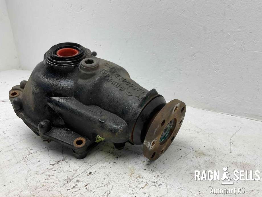 Kardang klokke foran til BMW X3 2007-2010 (Fase 2) (E83) (E83) (31 50 7 606 203|)