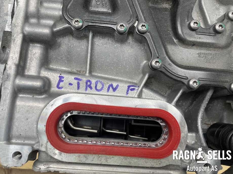 Motor elbil foran til Audi e-tron 2018-->>  (0EF 901 091 AF|0EF 901 126 BX|)