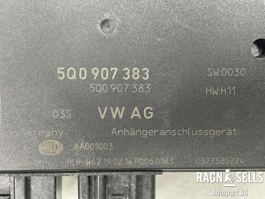 Styreenhet hengerfeste til Audi A3 2012-2016 (Type III, Fase 1)  (HELLA|5Q0 907 383|5DS010678-00|)