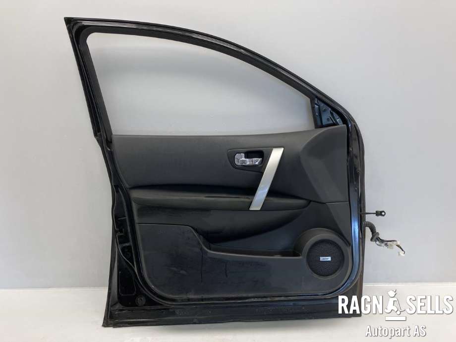 Dør høyre foran til Nissan Qashqai 2010-2014 (Type I, Fase 2) (H0100EY1MA|)