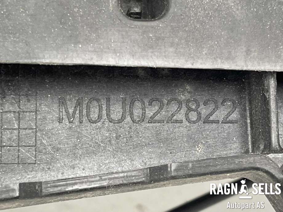 Frontplate øvre til Mazda 2 2020-->> (Type III, Fase 2)  (N/A|)
