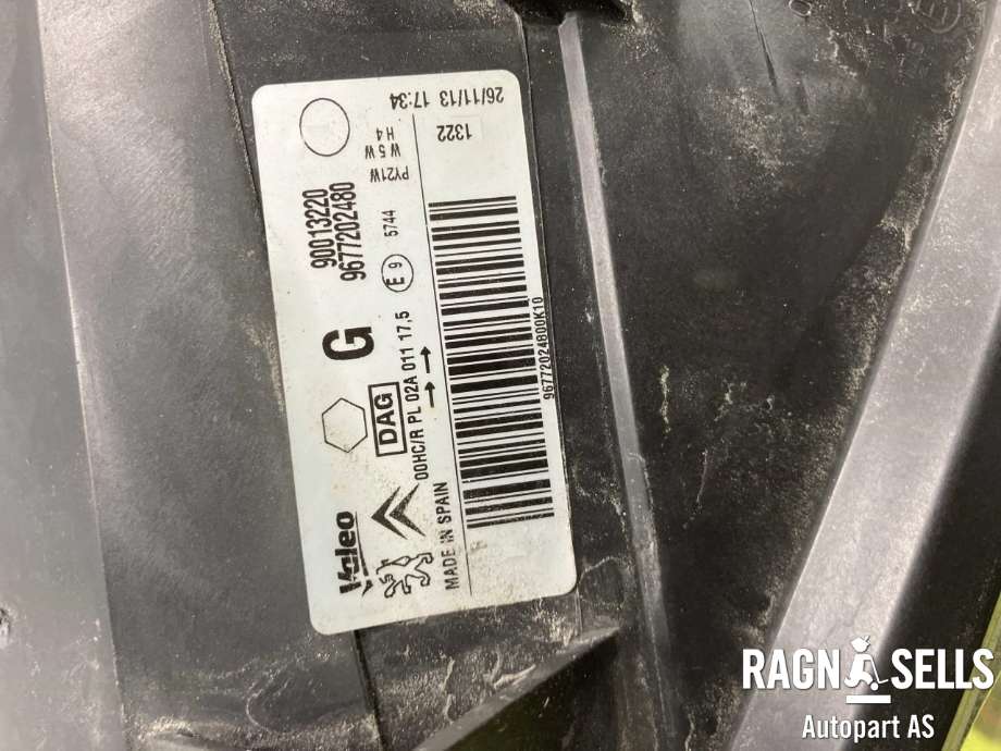 Frontlykt venstre halogen til Peugeot Partner 2008-2015 (Type II, Fase 1) (9677202480|)