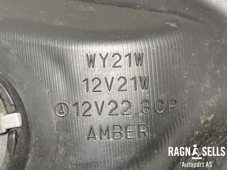 Frontlykt venstre halogen til Mitsubishi ASX 2010-2019 (8301B587|)