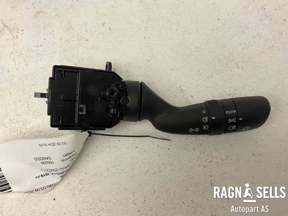 Bryter blink til Toyota Corolla 2019-->>  (8432902040|)
