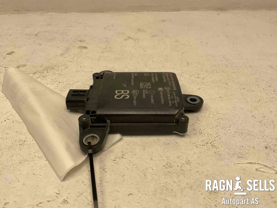 Sensor radar til Toyota Corolla 2019-->>  (CONTINENTAL|8816202020|A2C7642170200|)
